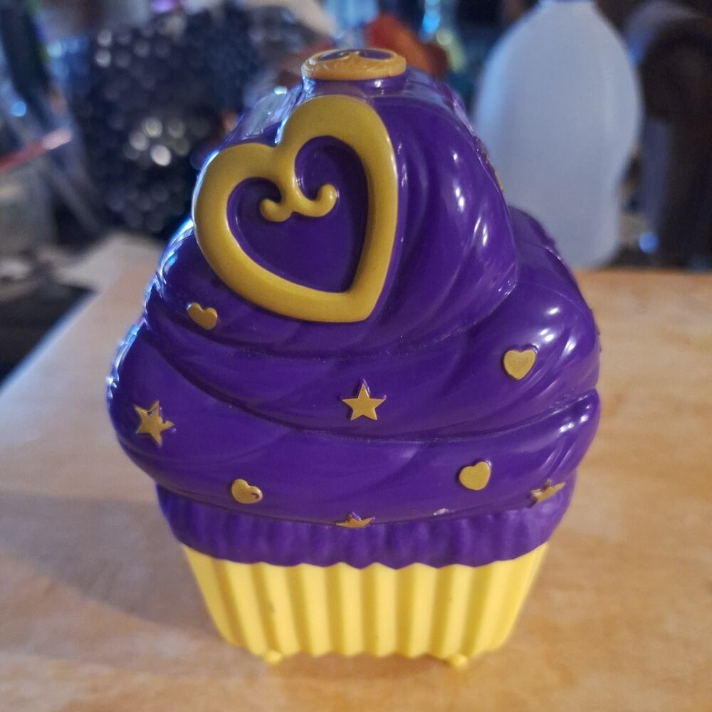 Polly Pocket Big Pocket World Cup Cake Compact and 2 Dolls 1 bike